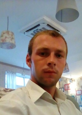 Anton, 32, Россия, Энем