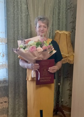 Анна, 65, Россия, Орёл