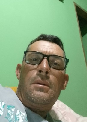 Valdomiro, 43, Brazil, Capelinha