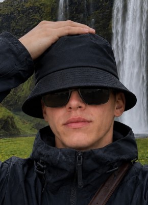 Григорий из Белого Яра 22 года