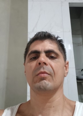 Leandro из Manáos 42 года