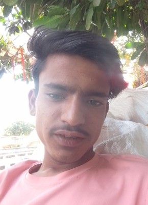Sunny bhatt, 18, India, Jaipur