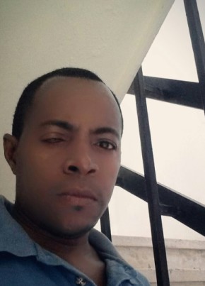 Anibal castil, 52, República de Santo Domingo, Santo Domingo