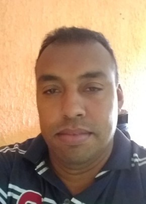 Fidelis, 45, República Federativa do Brasil, Mairiporã