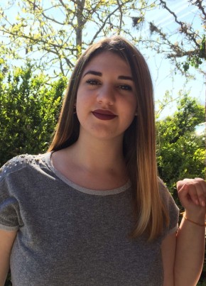 Lucie, 24, République Française, Albi