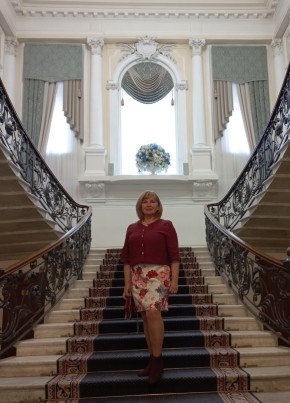 Людмила из Санкт-Петербурга 59 лет