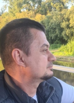 Дмитрий из Екатеринбурга 46 лет