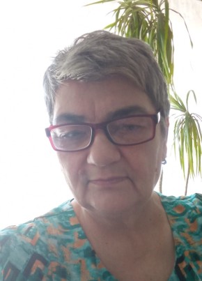 Oksana из Саратова 65 лет