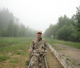 Игорь, 37 лет, Вараш