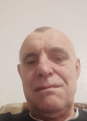 Владимир, 64, Россия, Горно-Алтайск
