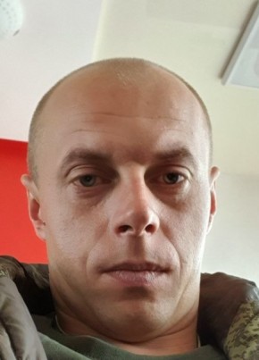 Василий, 35, Россия, Вольск