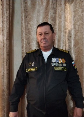 Олег, 55, Россия, Феодосия