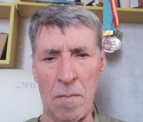 Валеий Суворов, 73 года, Омск