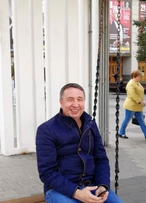 Андрей, 61, Россия, Феодосия