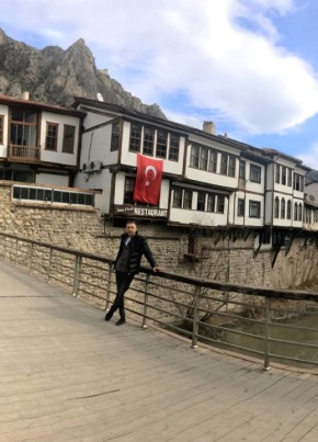 Battanzel, 43, Türkiye Cumhuriyeti, Bulancak