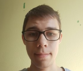 Egor, 19, Yekaterinburg