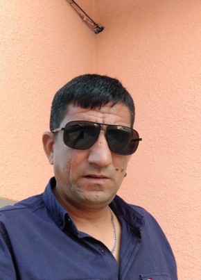 Rövşen Mammedov, 39, Azərbaycan Respublikası, Xirdalan