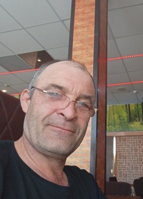 Толя из Стрежевоя 52 года