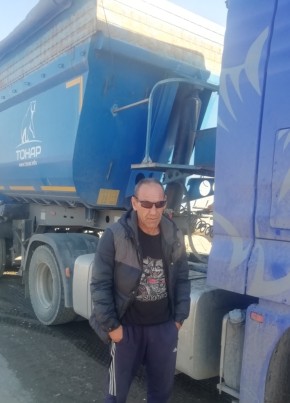Владимир из Хабаровска 52 года