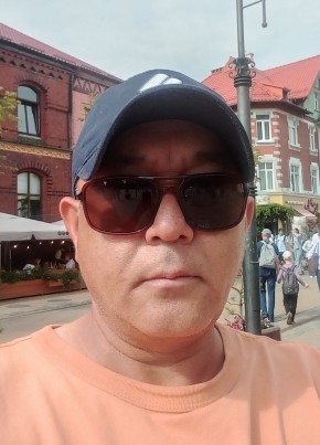 Тимур из Калининграда 51 год