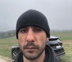 Mykola, 38, Glinde
