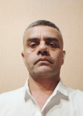 Уткирбек из Владимира 44 года