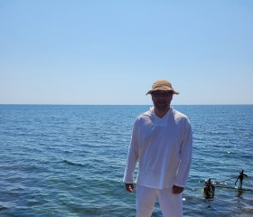 Yuriy, 47, Yekaterinburg