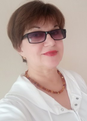 Елена из Еманжелинския 57 лет