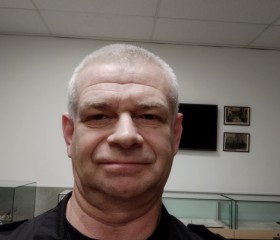 Sergey, 62, Saint Petersburg