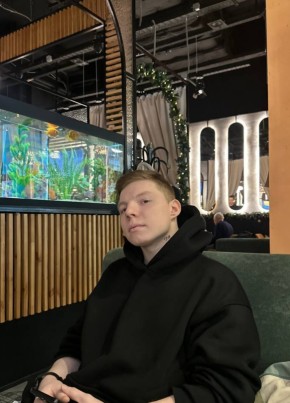 Лев, 21, Россия, Москва