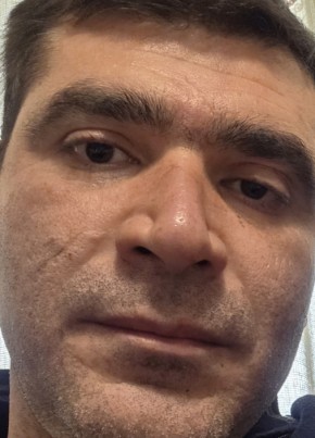 Artur из Барнаула 40 лет