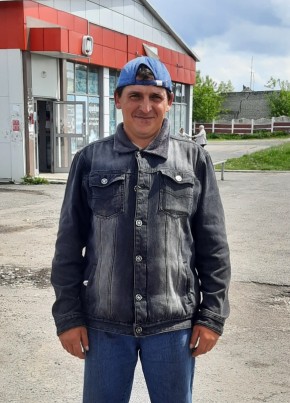Александр, 40, Россия, Комаричи