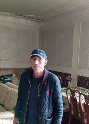 Али из Буйнакска 66 лет