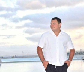 Lewis, 25, Sheffield