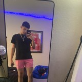 tong, 24  , Plantation