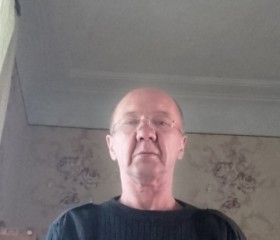 Oleg, 59, Novorossiysk