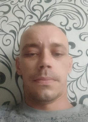 Максим