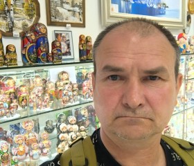 Oleg, 44, Beijing