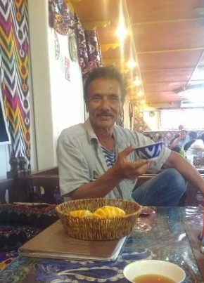 Normat Vapaev, 67, Uzbekistan, Chirchiq