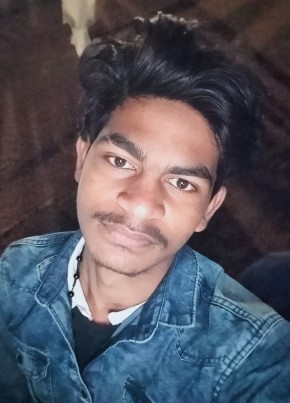 Gaming boy raja, 21, India, Bangalore