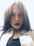 Алёна, 19, Челябинск, ищу: Парня  от 18  до 25 