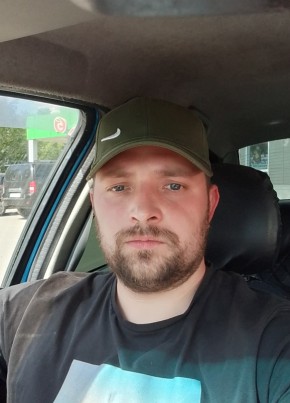 Олег Мануйлов из Дмитрова 32 года