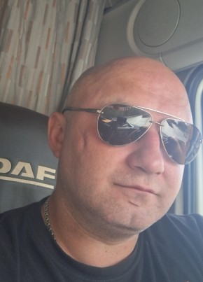 Александр из Екатеринбурга 38 лет