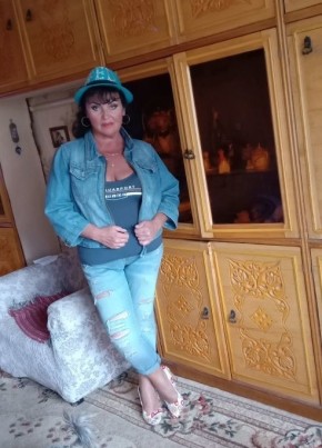 Ирина, 63, Россия, Йошкар-Ола
