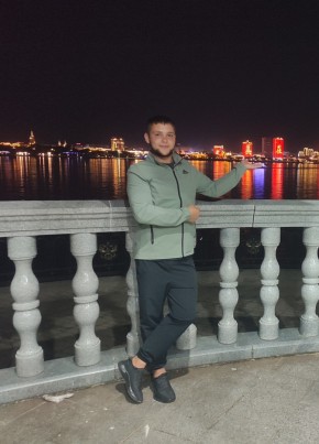 Данил