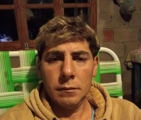 Walter, 37, San Miguel de Tucuman