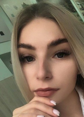 Алина, 27, Россия, Омск