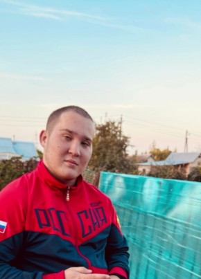 Альберт из Тореза 19 лет