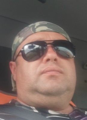Александр из Новошахтинска 46 лет