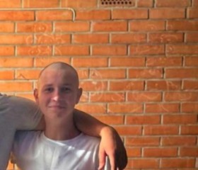 Yarik, 18, Moscow